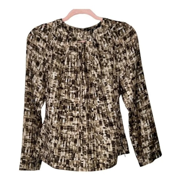 Boss by Hugo Boss Women's Crew Neck Keyhole Back Silk Long Sleeve Blouse US 10 - Picture 2 of 8